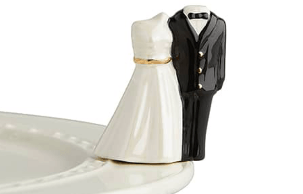 Down The Aisle A225 mini Johnathan Michael's Boutique