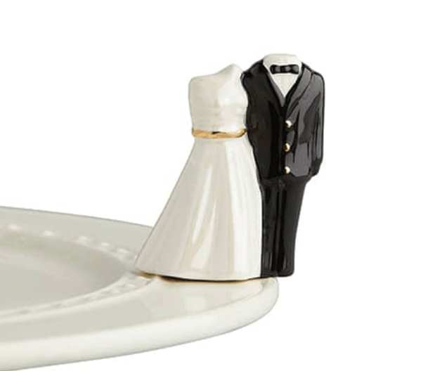 Down The Aisle A225 mini Johnathan Michael's Boutique