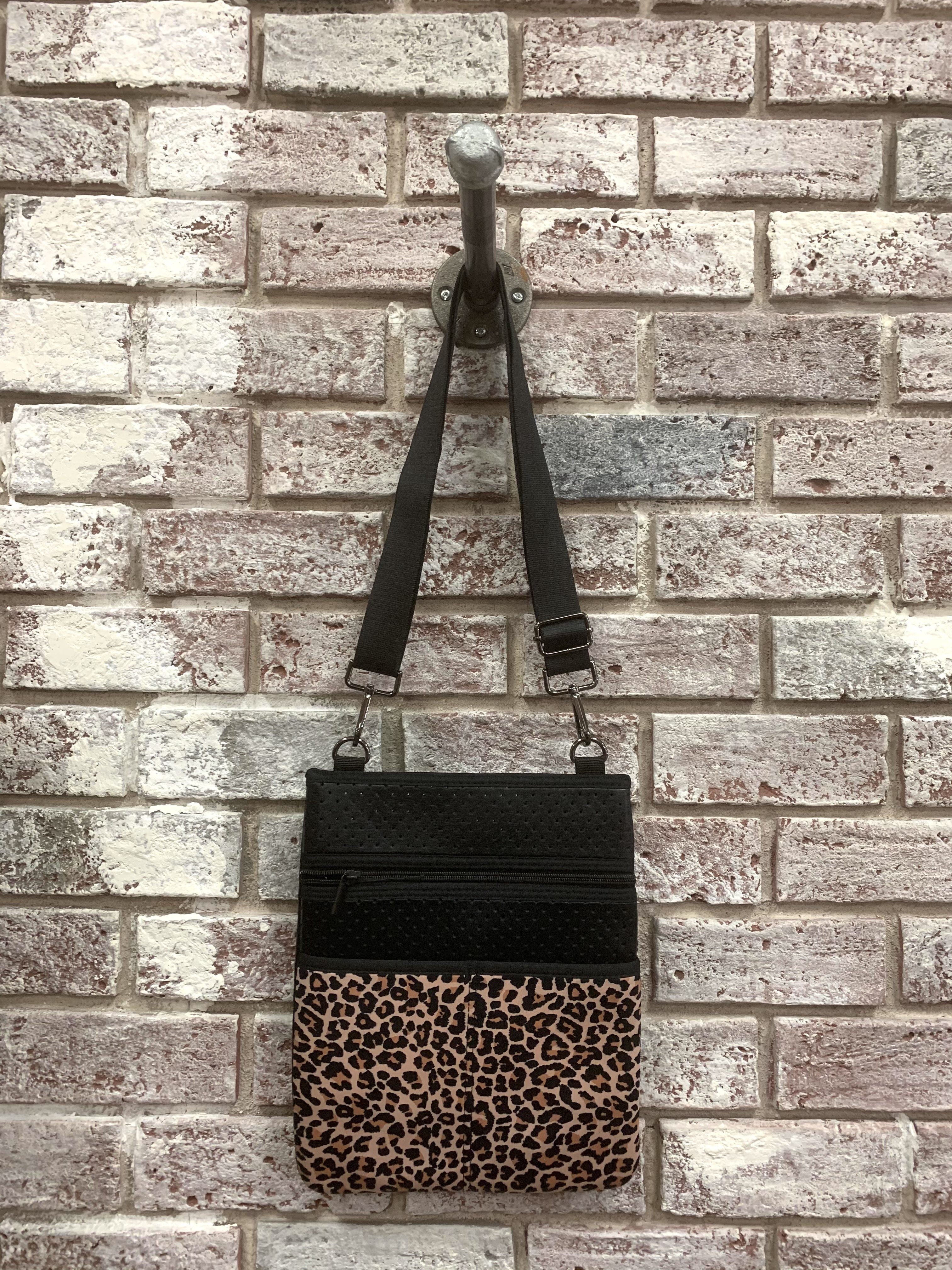 Liam Neoprene Crossbody Crossbody neo