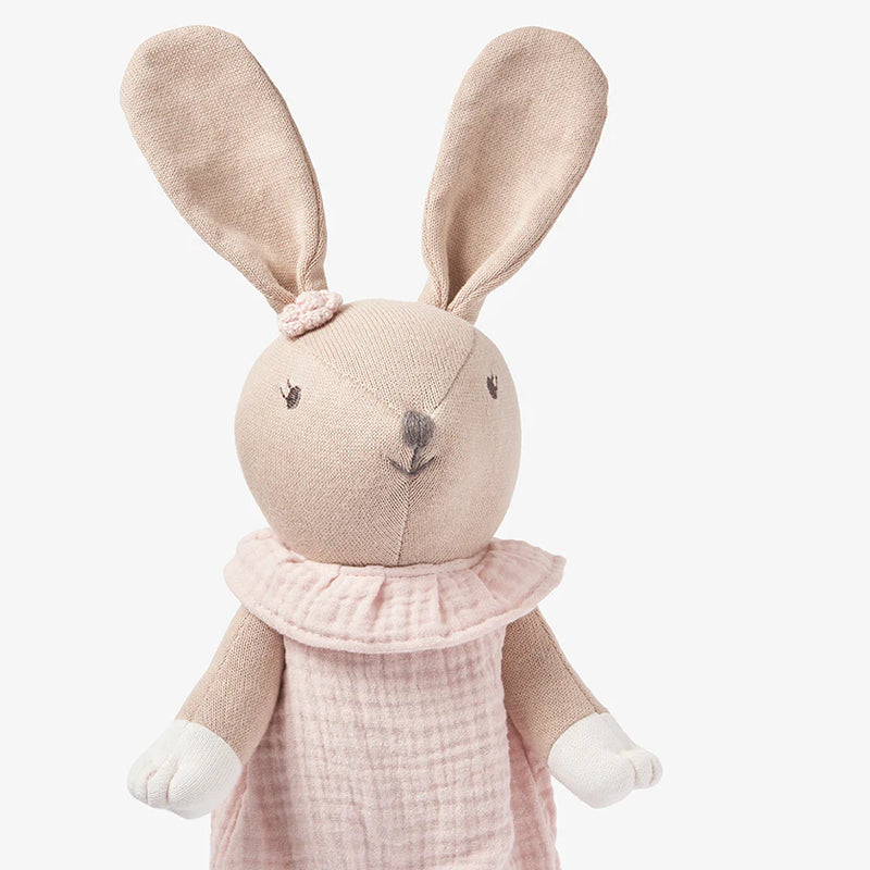 ANNABELLE BUNNY BABY KNIT TOY